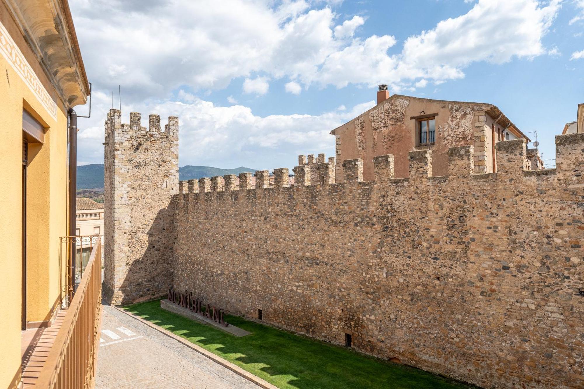 Hauzify I Vila Ducal Montblanc Esterno foto